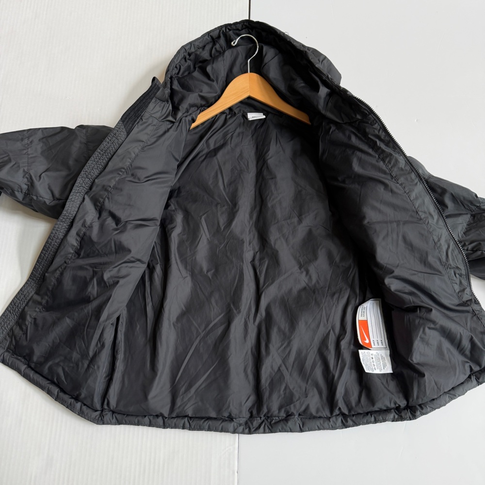 Nike Youth's Full Zip Black Puffer Winter Jacket with Hood Size XL - Picture 3 of 11